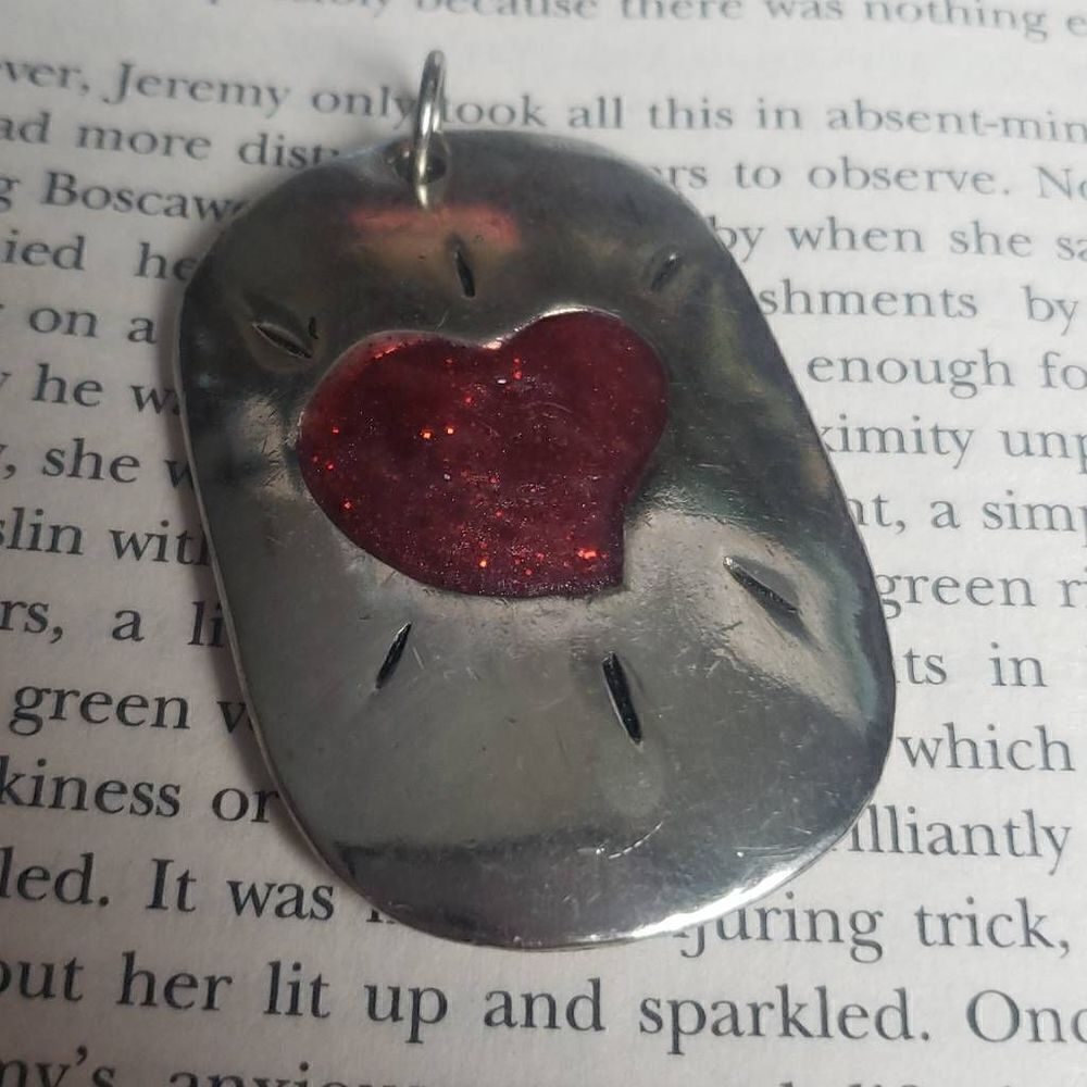‎Love Heart Silver Pendent